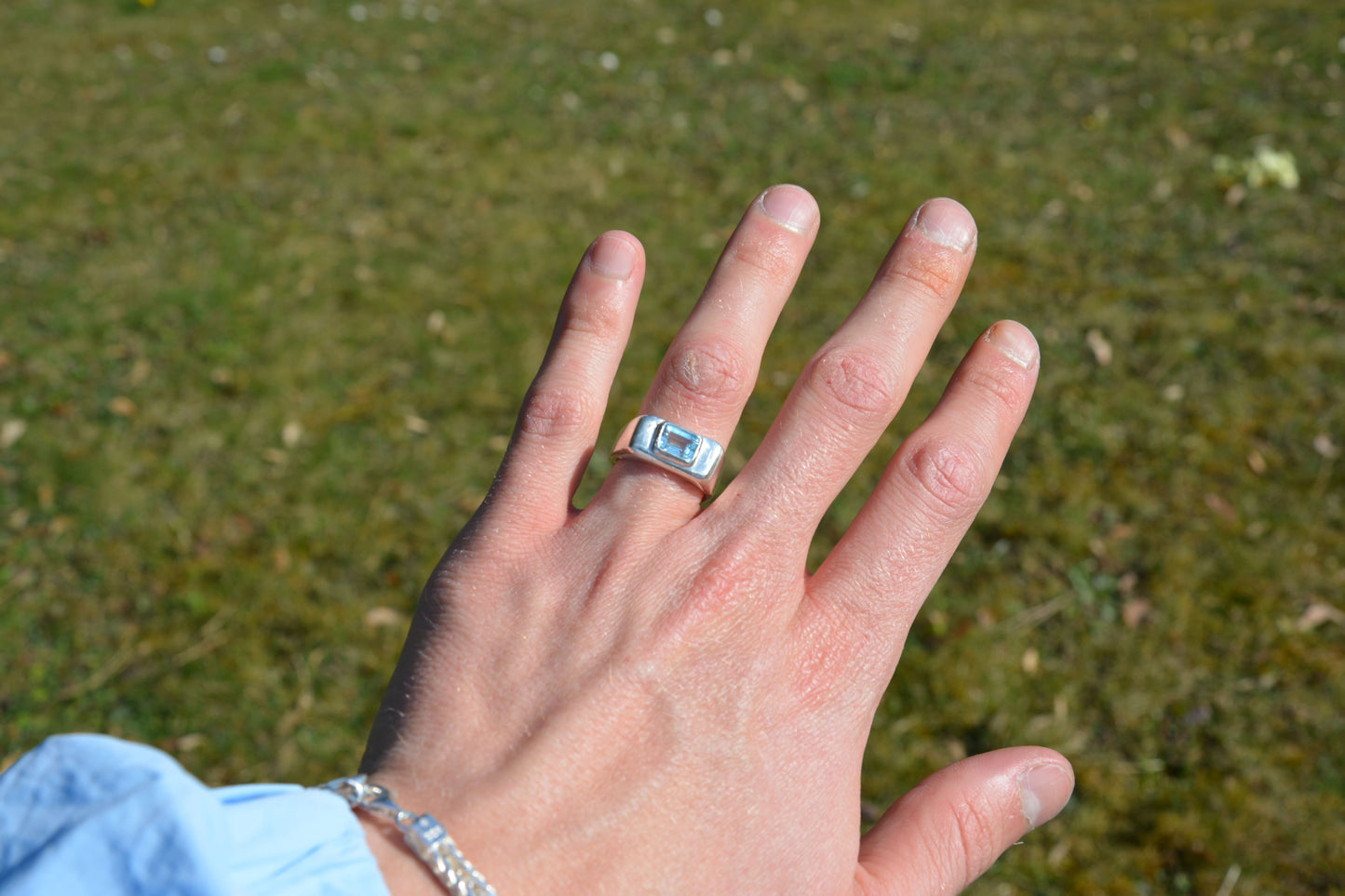 Signet Ring Sky blue Topaz